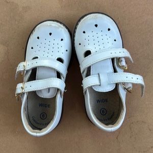 White toddler footmates